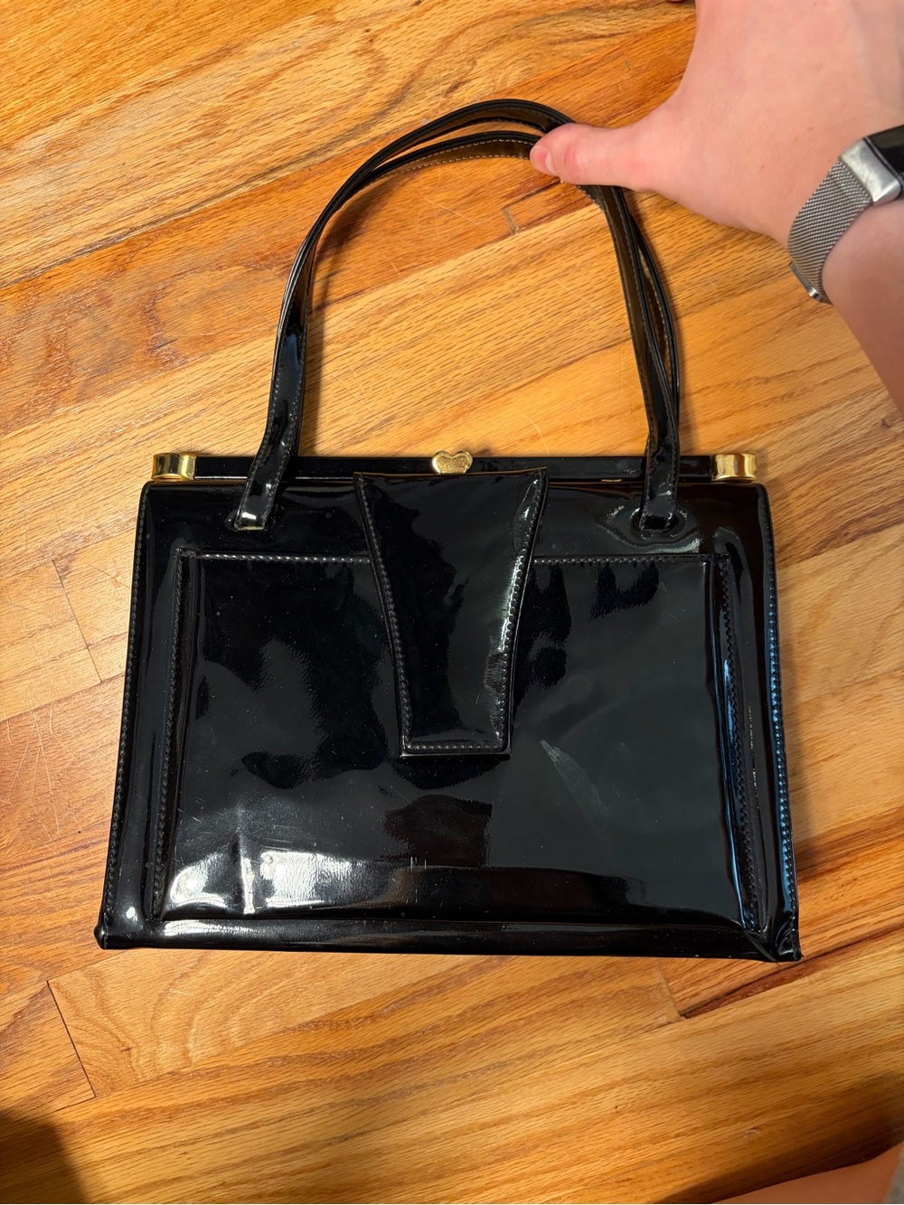Source Unknown Black Patent Leather Shoulder Bag with Gold Accent